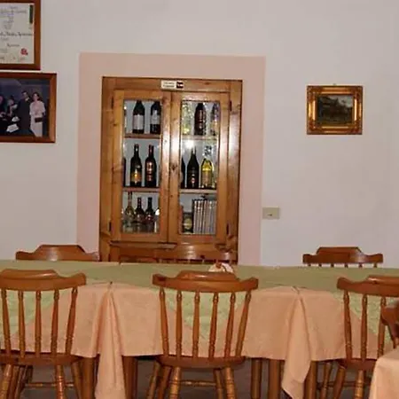 Agriturismo Tivoli Farm stay *